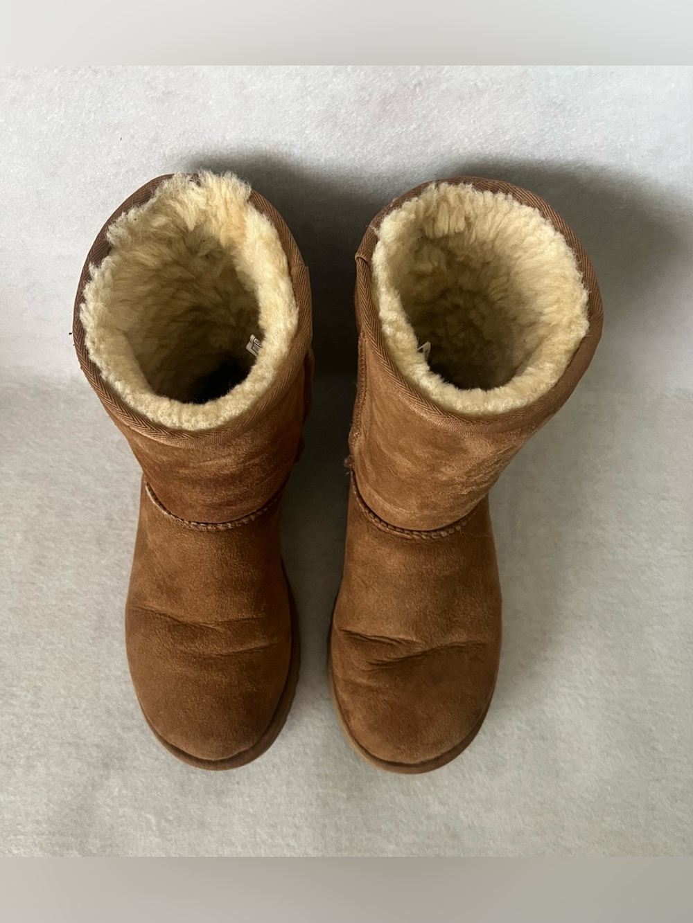 UGG Classic Mid-Calf Chestnut Suede Winter Boots US7